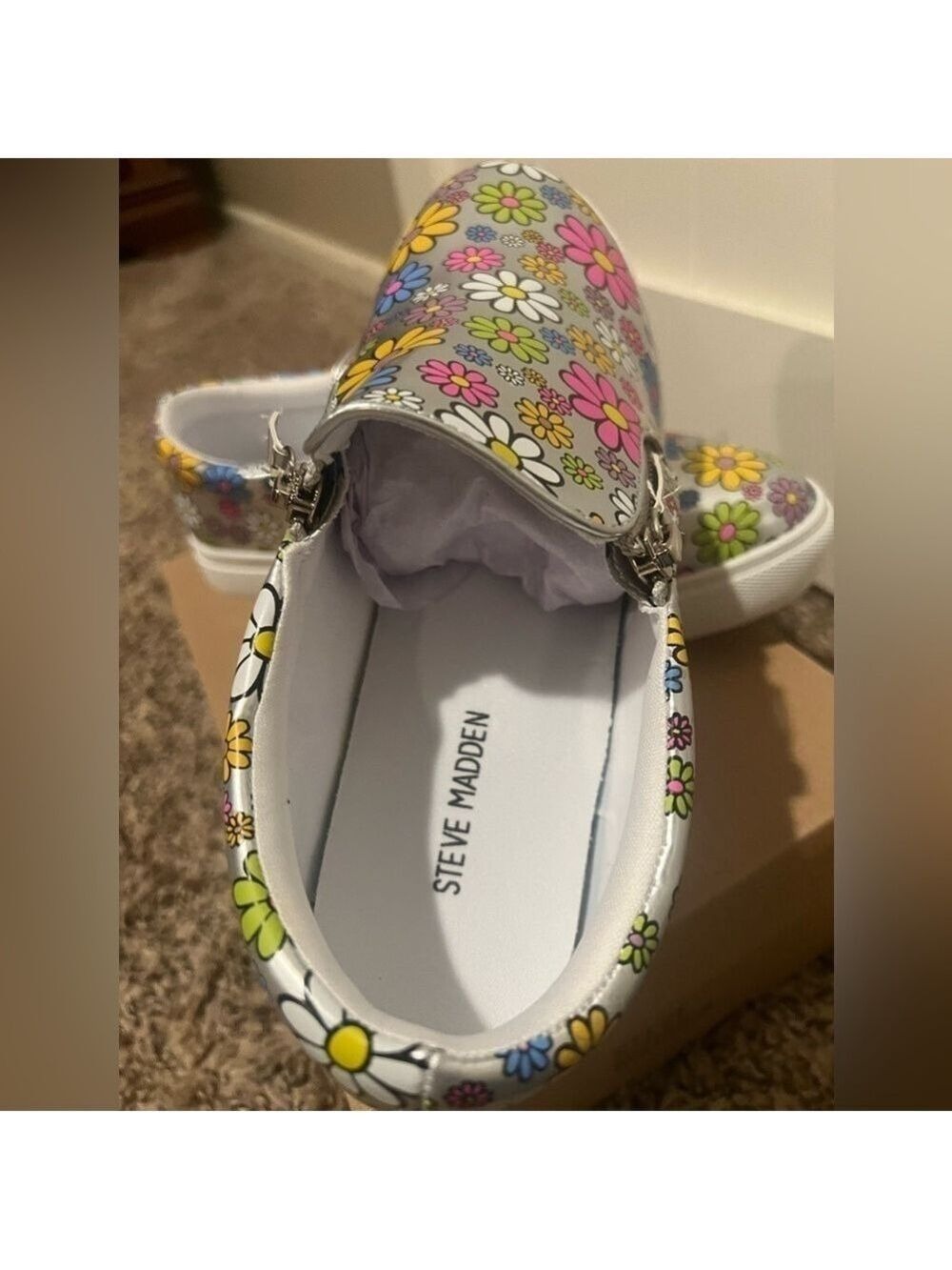 STEVE MADDEN BRAND NEW STILL IN BOX Girls J-Glam Floral sneakers size 7 - Picture 4 of 7